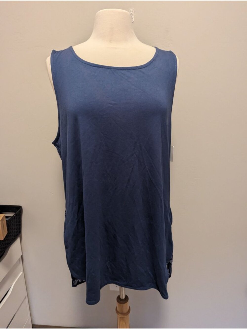 New Tangerine Ladies Sleeveless Tank Top XXL Blue Print Casual Lightweight